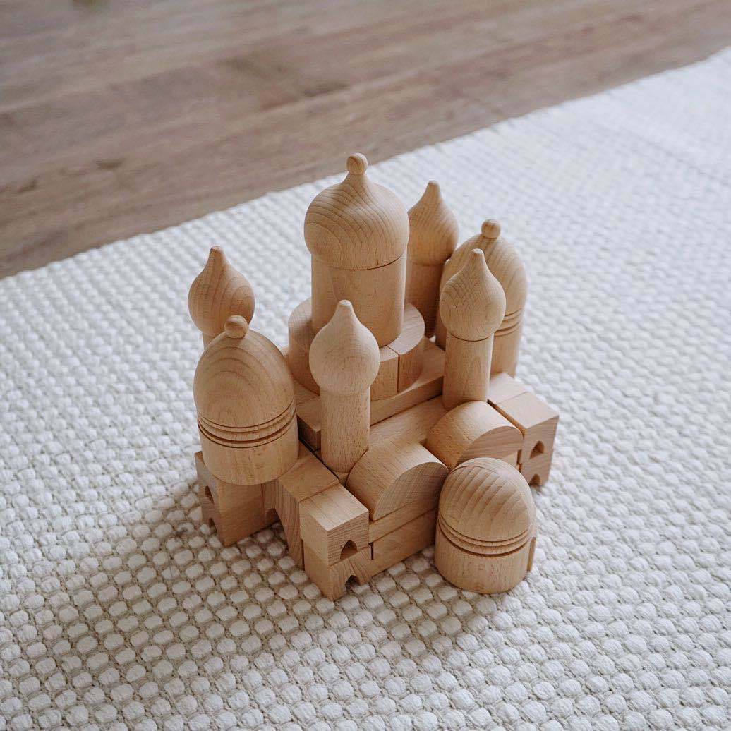 110 wooden children's blocks