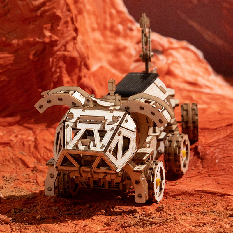 4 wooden solar toy cars